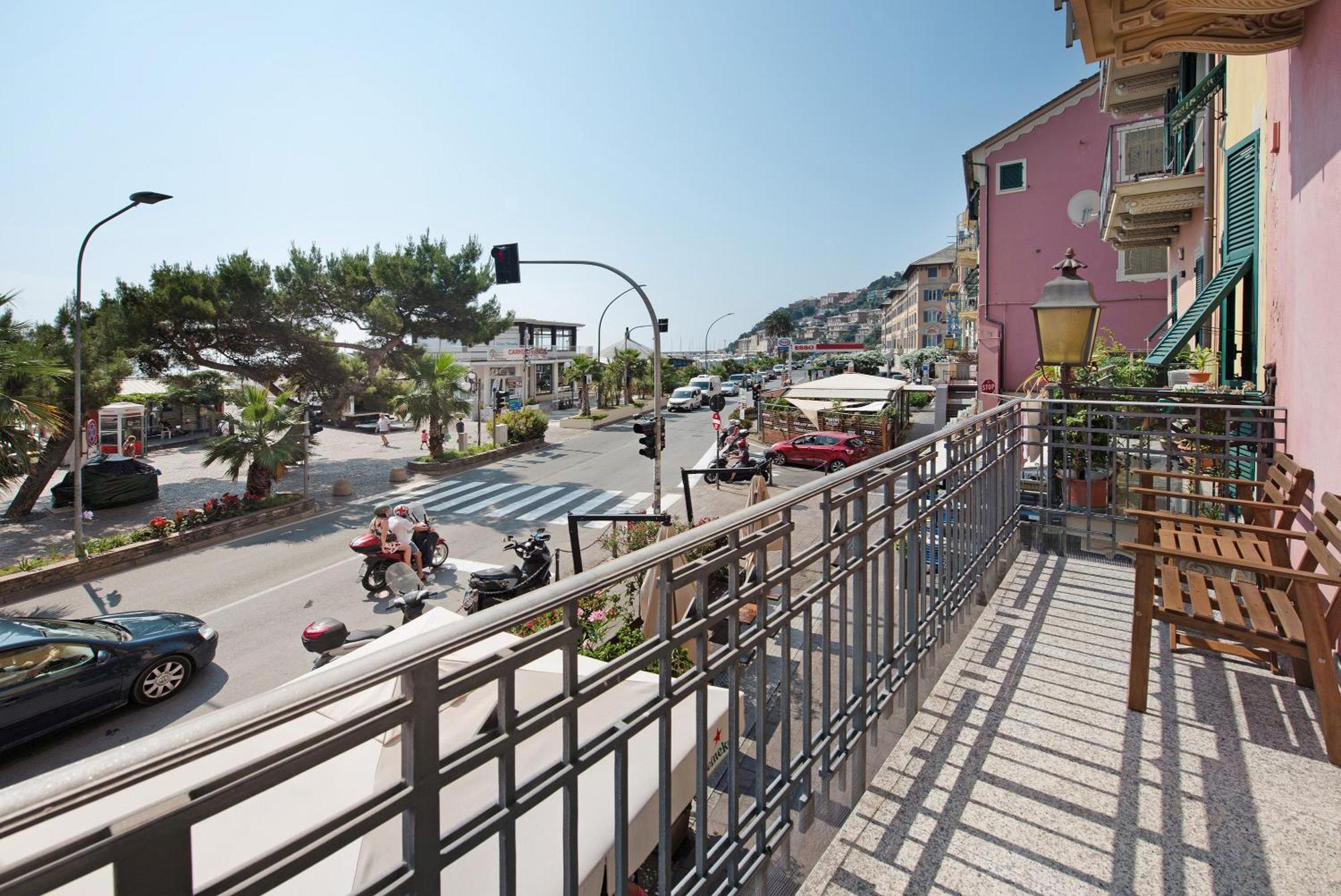 Apartament La Finestra Sul Mare Arenzano Zewnętrze zdjęcie